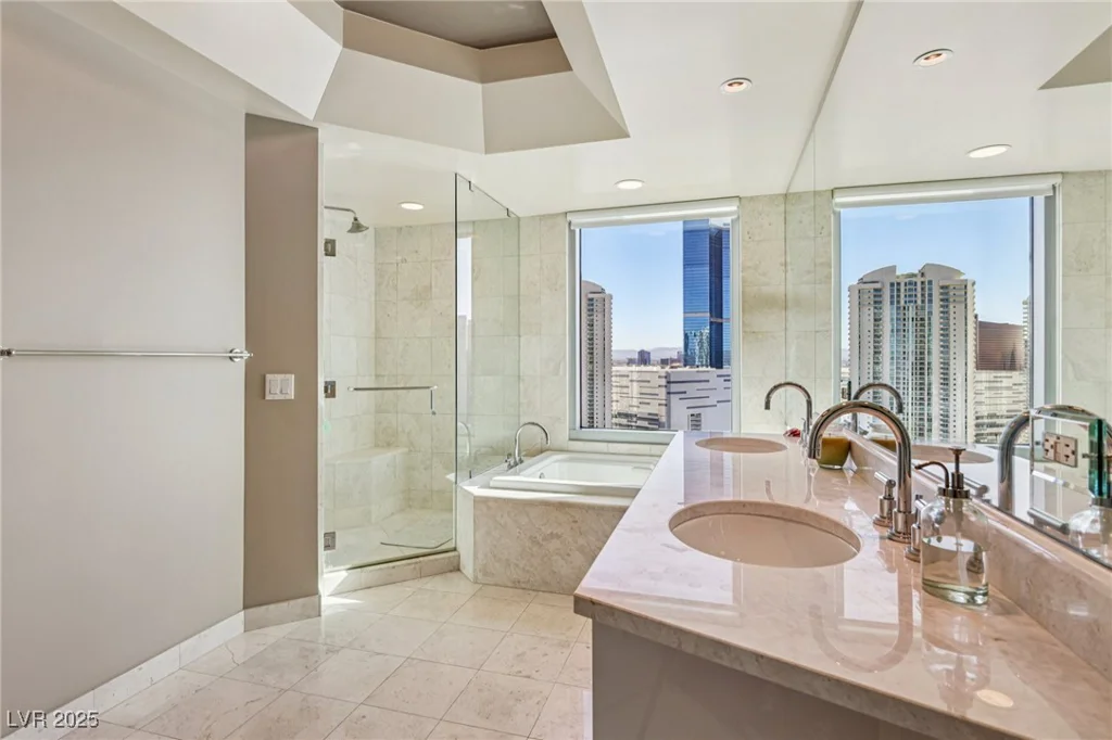 222 Karen, Las Vegas, NV 89109