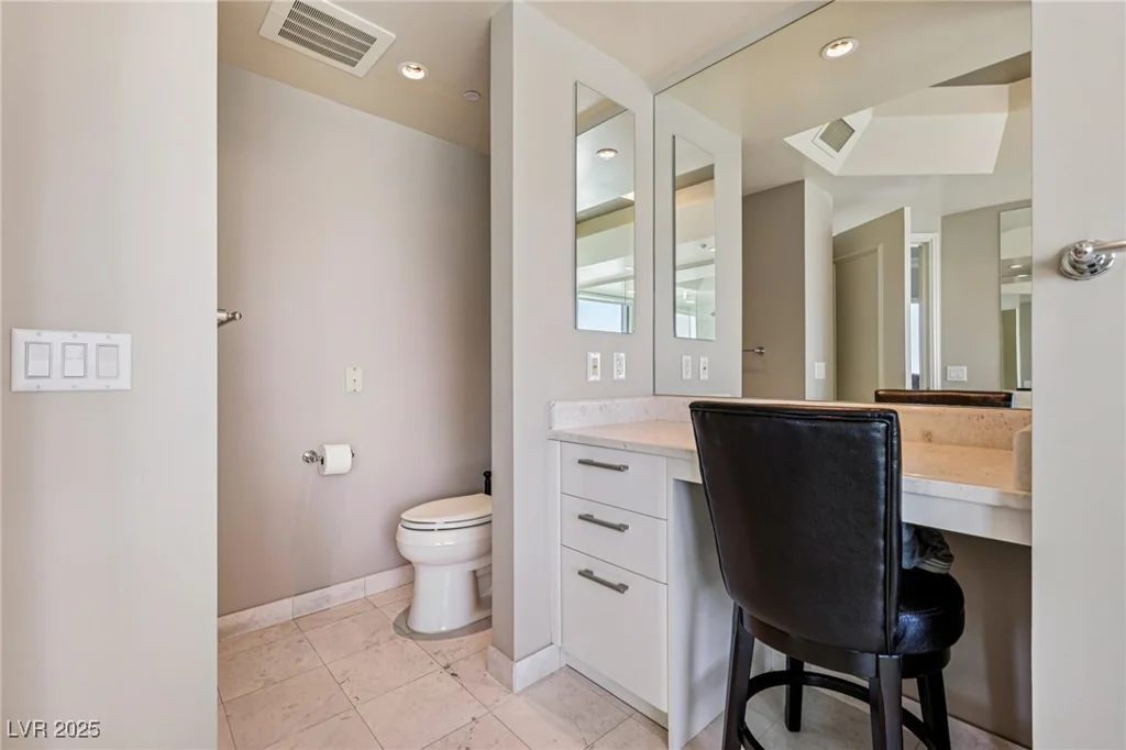 222 Karen, Las Vegas, NV 89109