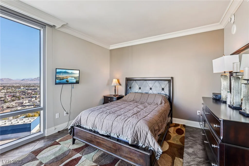 222 Karen, Las Vegas, NV 89109