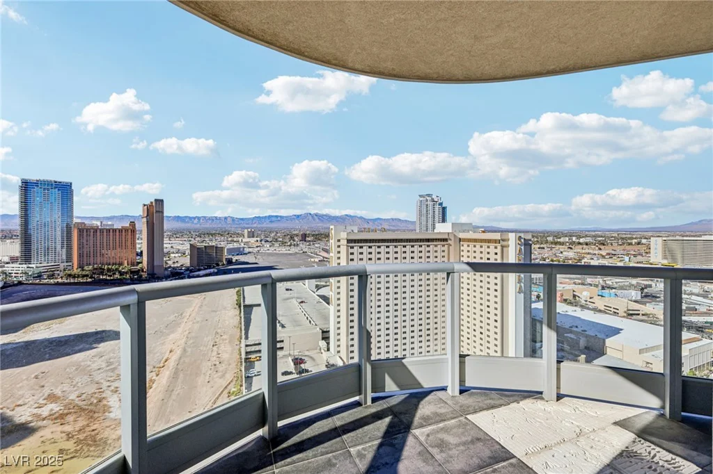 222 Karen, Las Vegas, NV 89109