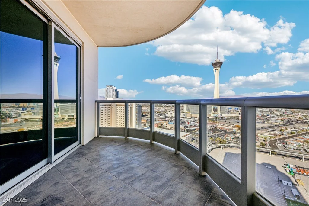 222 Karen, Las Vegas, NV 89109