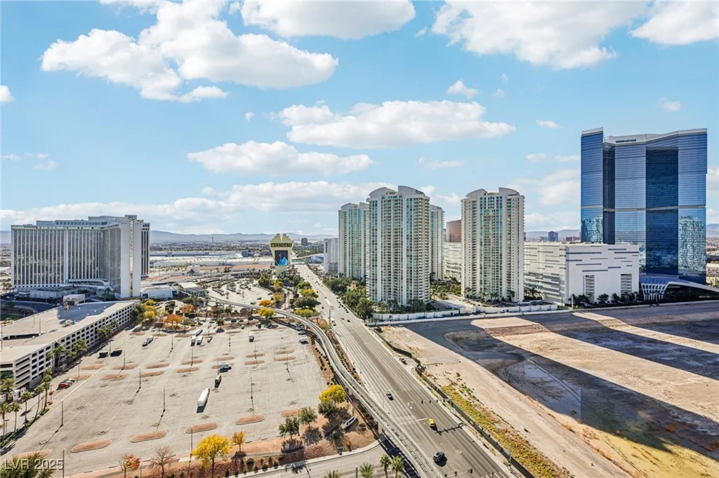222 Karen, Las Vegas, NV 89109