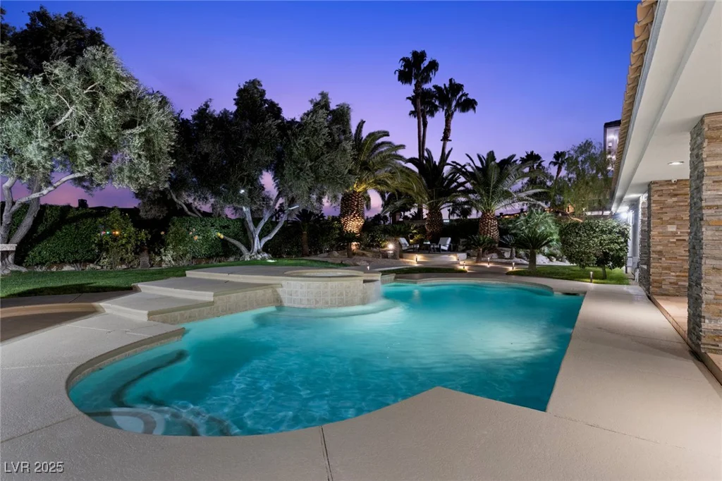 5070 Scenic Ridge, Las Vegas, NV 89148