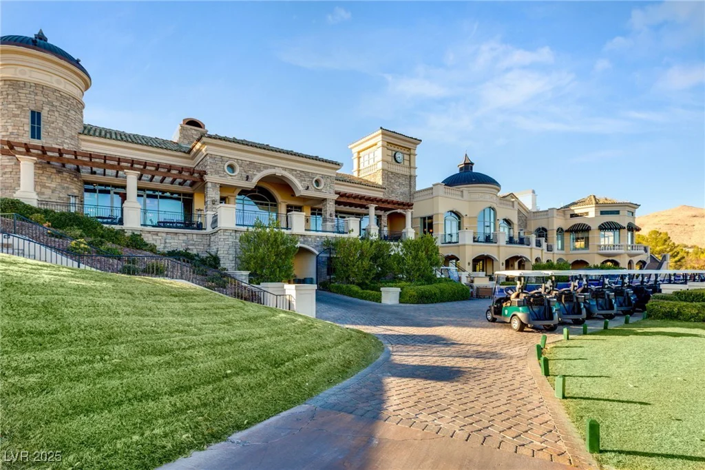 11394 Villa Bellagio, Las Vegas, NV 89141