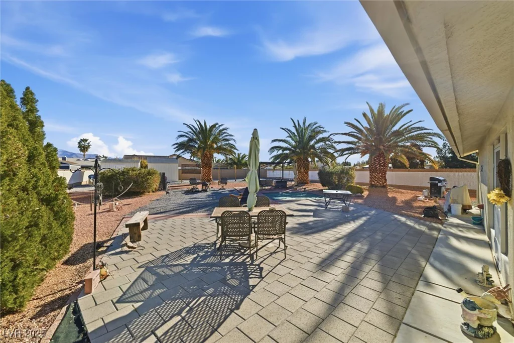 6491 Lone Dove, Pahrump, NV 89061