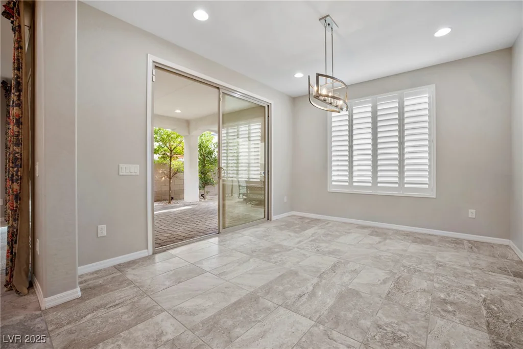 3741 Glasstop, Las Vegas, NV 89141