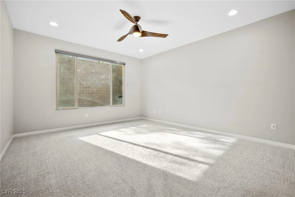 3741 Glasstop, Las Vegas, NV 89141