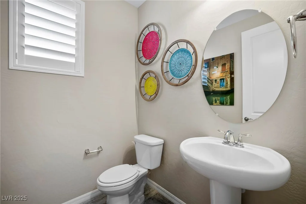 3741 Glasstop, Las Vegas, NV 89141