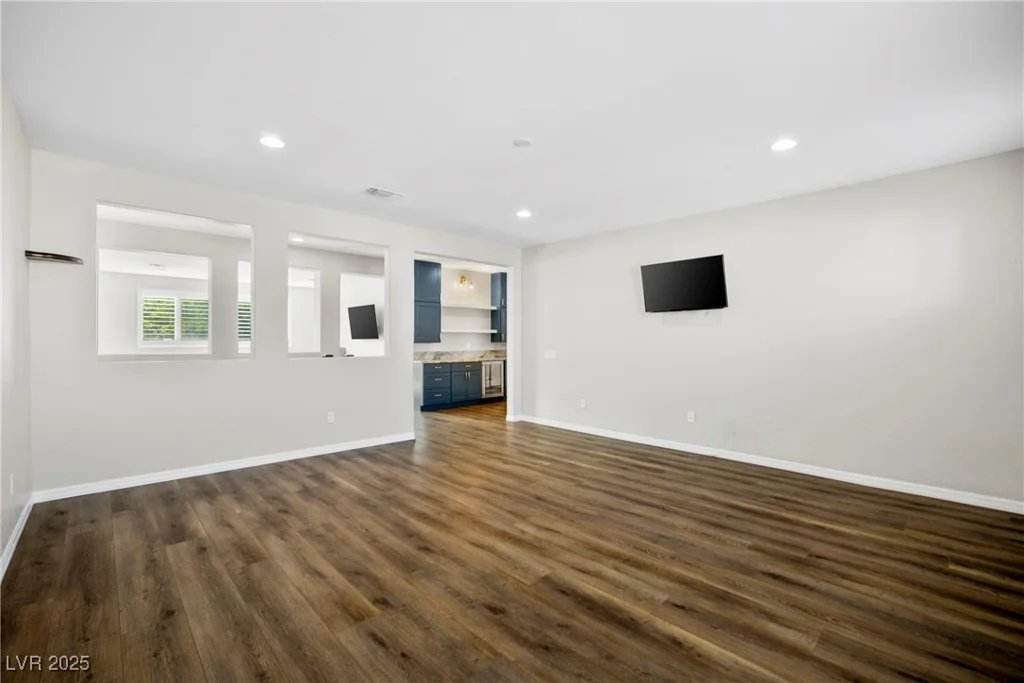 3741 Glasstop, Las Vegas, NV 89141
