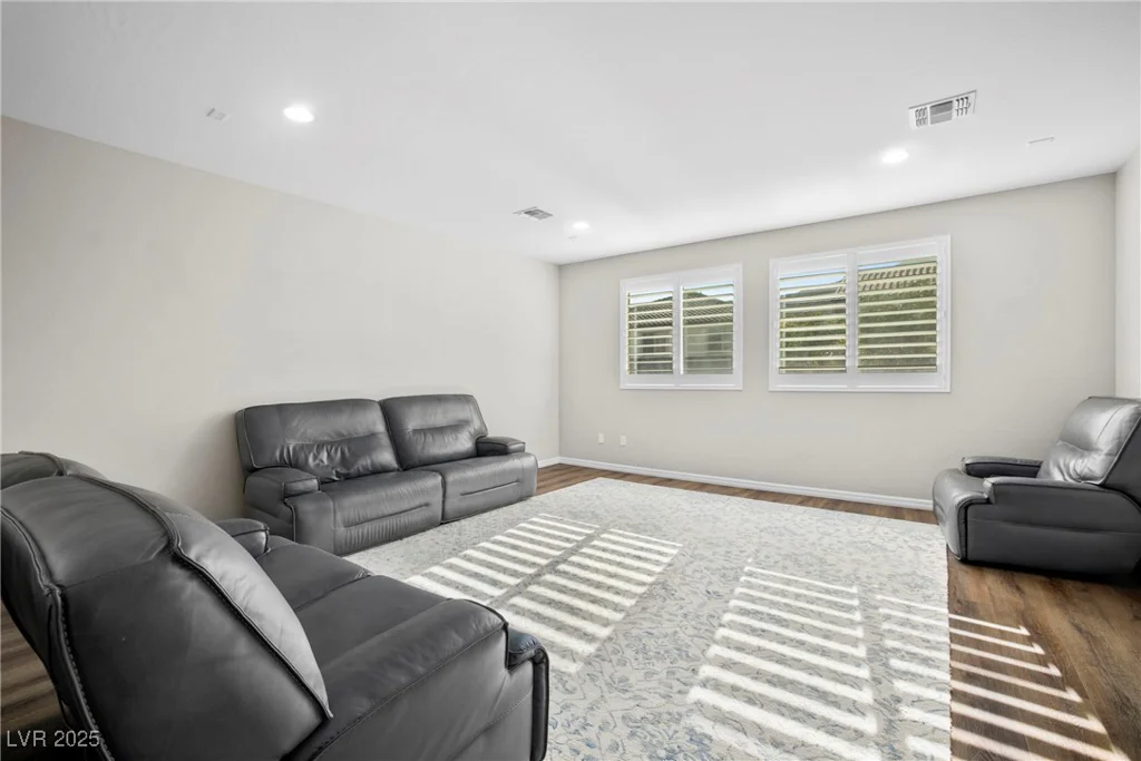 3741 Glasstop, Las Vegas, NV 89141