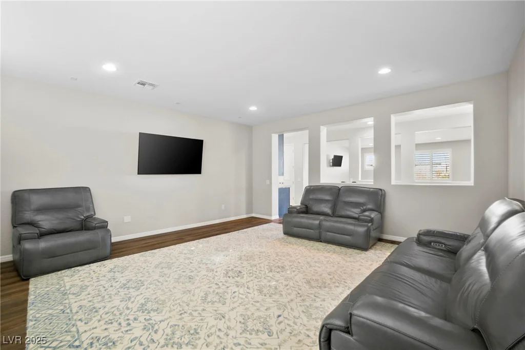 3741 Glasstop, Las Vegas, NV 89141