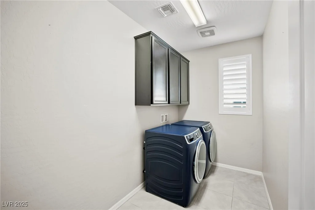 3741 Glasstop, Las Vegas, NV 89141