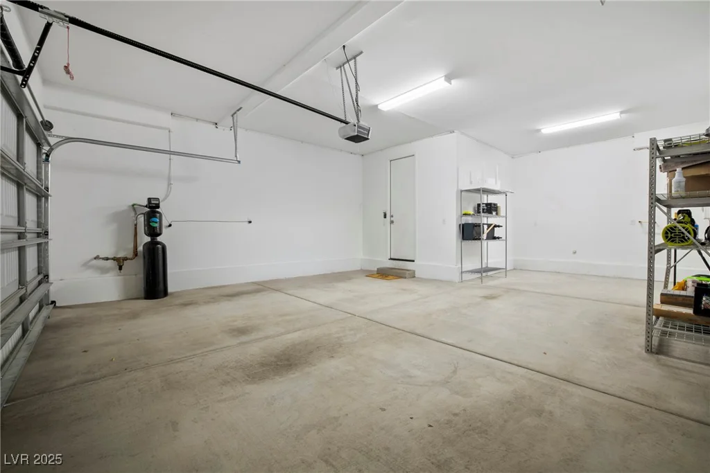 3741 Glasstop, Las Vegas, NV 89141