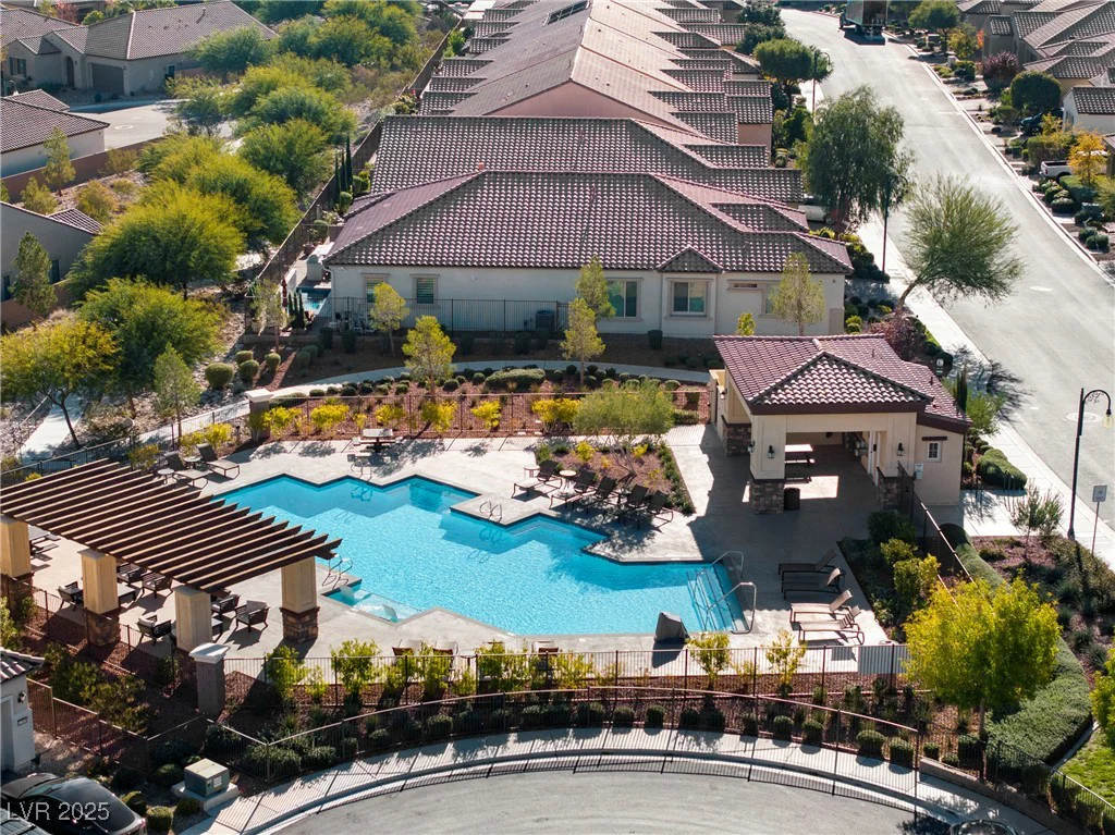 3741 Glasstop, Las Vegas, NV 89141