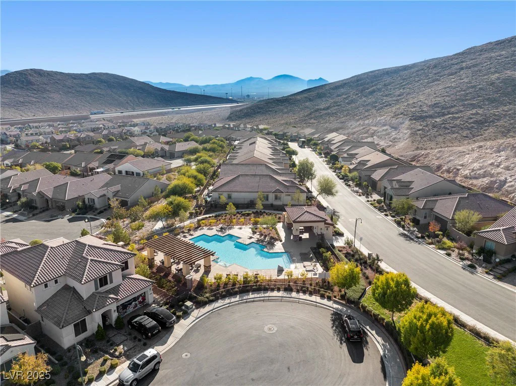 3741 Glasstop, Las Vegas, NV 89141