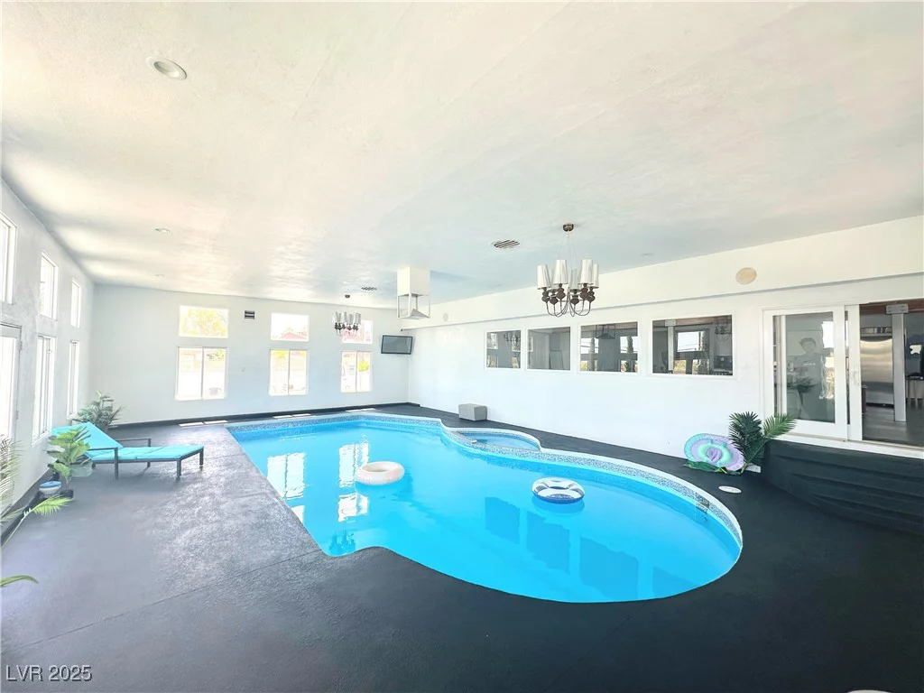 2890 Belcastro, Las Vegas, NV 89117