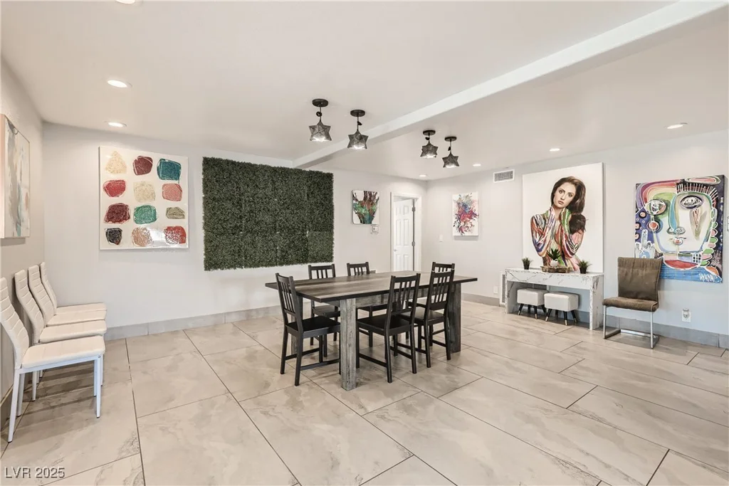 2890 Belcastro, Las Vegas, NV 89117