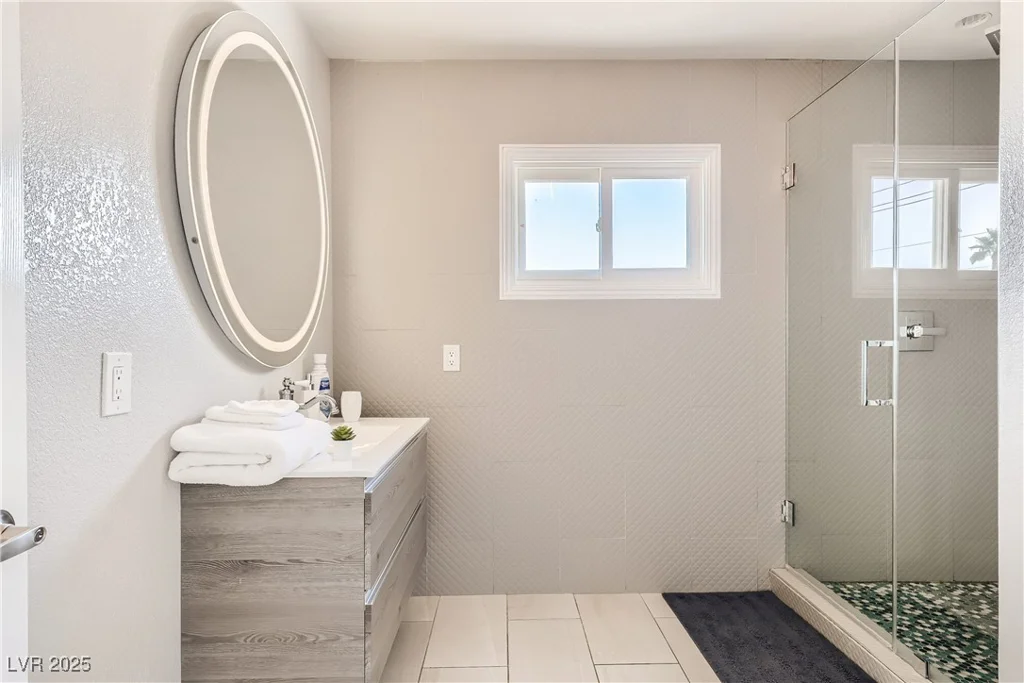 2890 Belcastro, Las Vegas, NV 89117