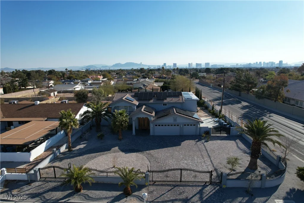 2890 Belcastro, Las Vegas, NV 89117