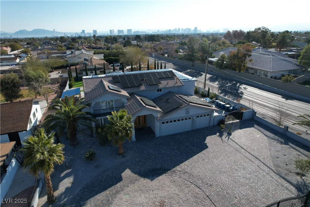 2890 Belcastro, Las Vegas, NV 89117