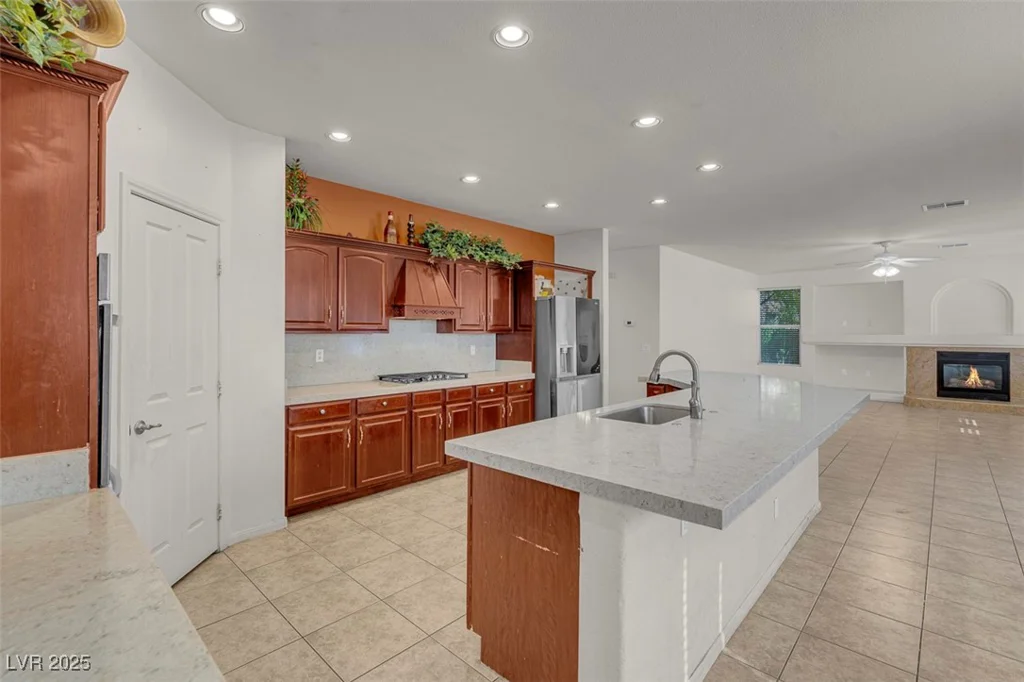 6659 Weather View, Las Vegas, NV 89110