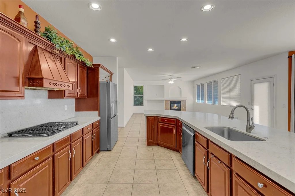 6659 Weather View, Las Vegas, NV 89110