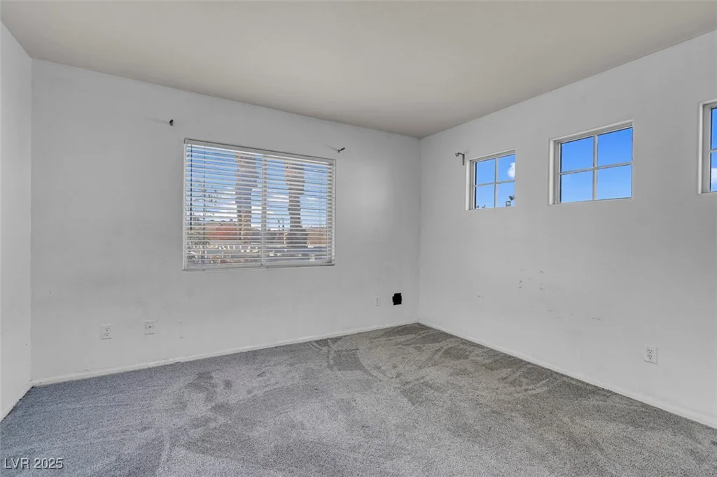 6659 Weather View, Las Vegas, NV 89110