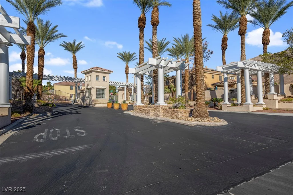 6659 Weather View, Las Vegas, NV 89110