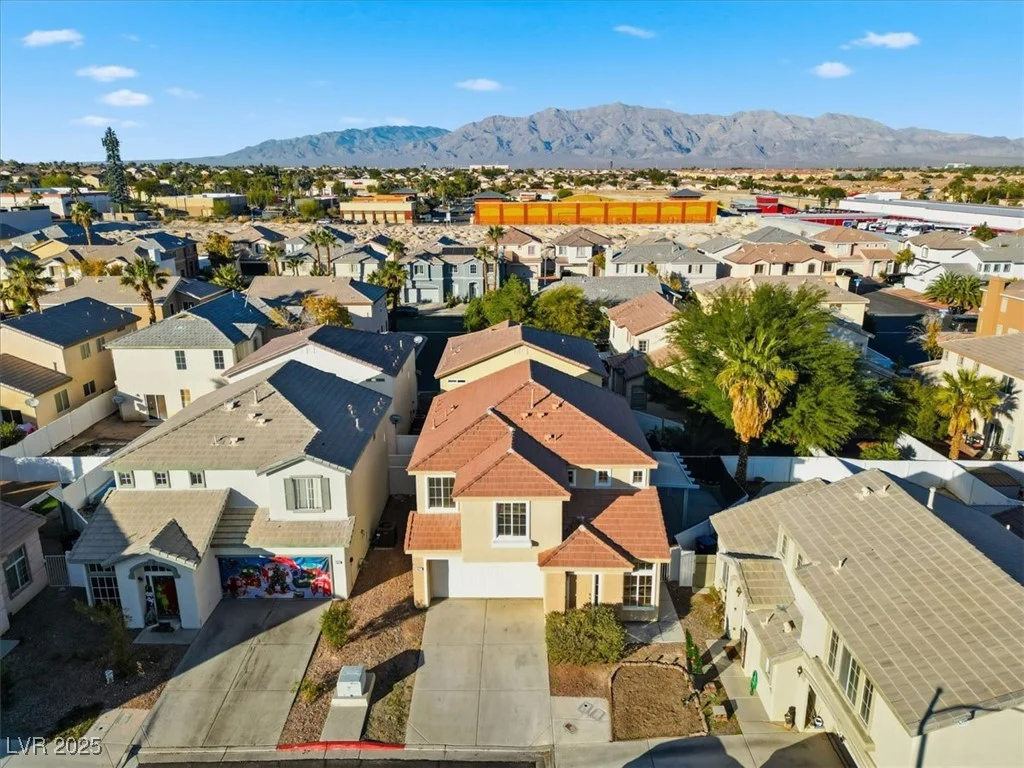 4622 English Lavender, North Las Vegas, NV 89031