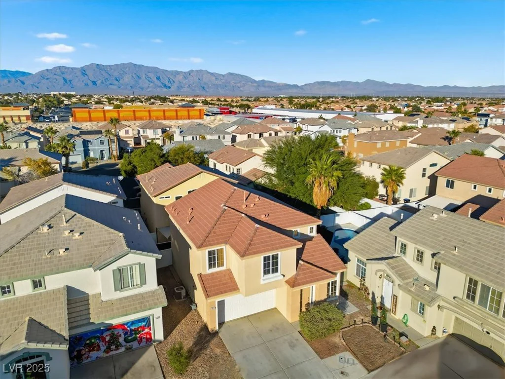 4622 English Lavender, North Las Vegas, NV 89031