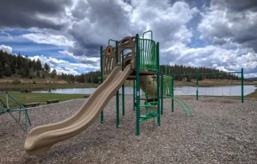 1275 Piute, Duck Creek Village, UT 84762