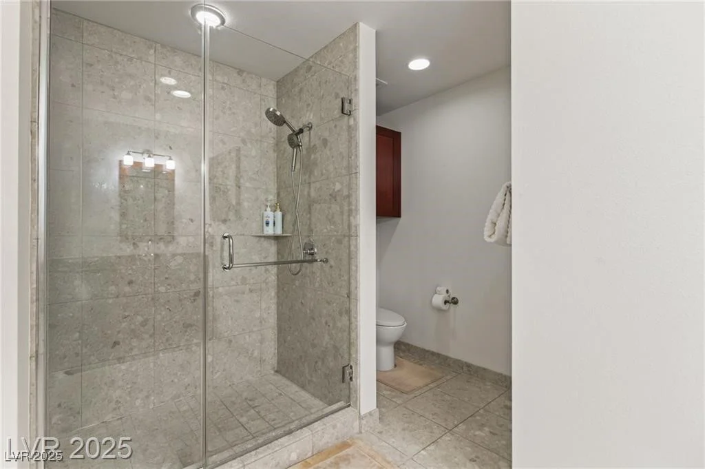 4525 Dean Martin, Las Vegas, NV 89103