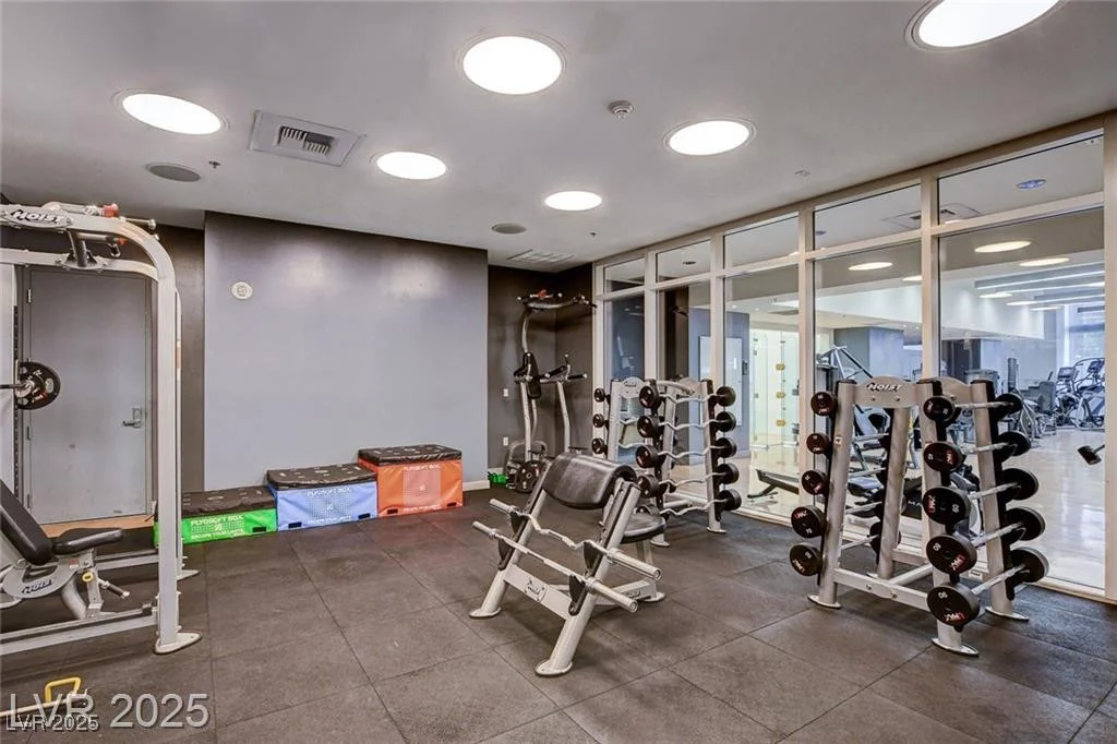 4525 Dean Martin, Las Vegas, NV 89103