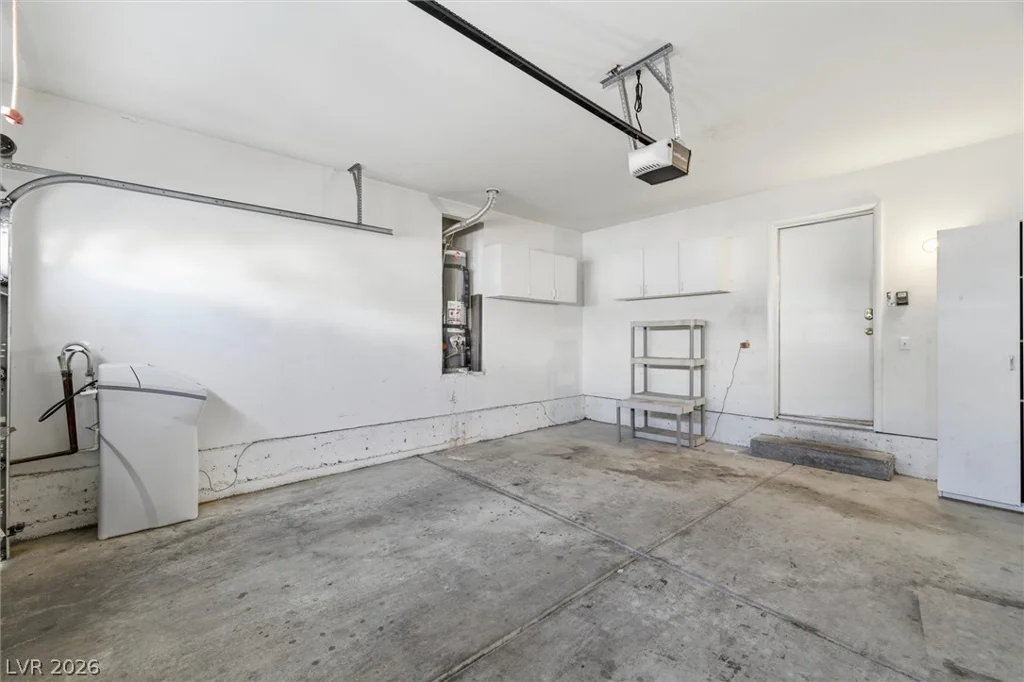 6675 Whistling Swan, Las Vegas, NV 89118