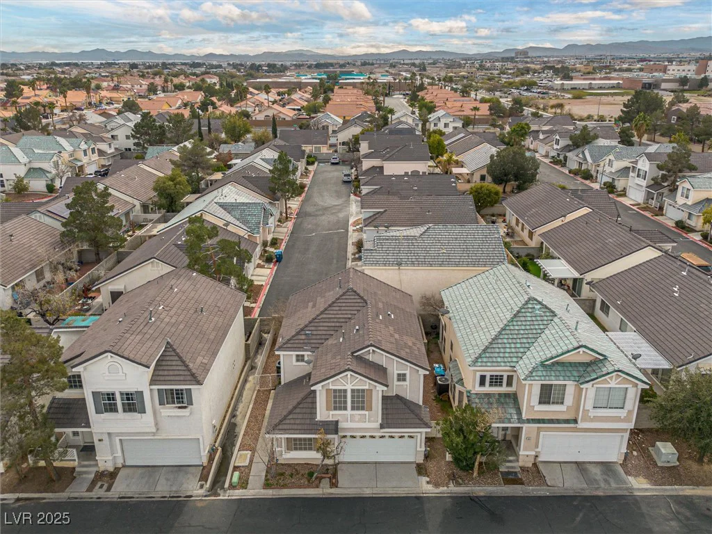 6675 Whistling Swan, Las Vegas, NV 89118