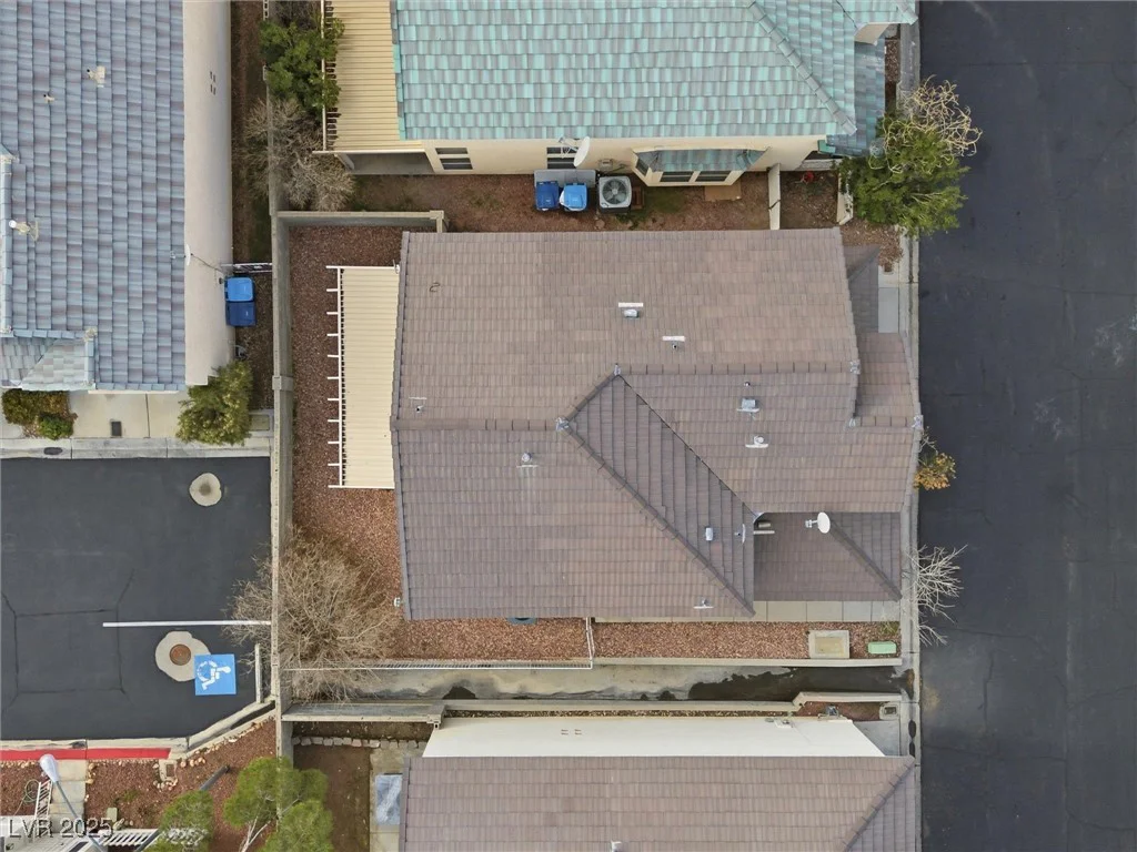 6675 Whistling Swan, Las Vegas, NV 89118