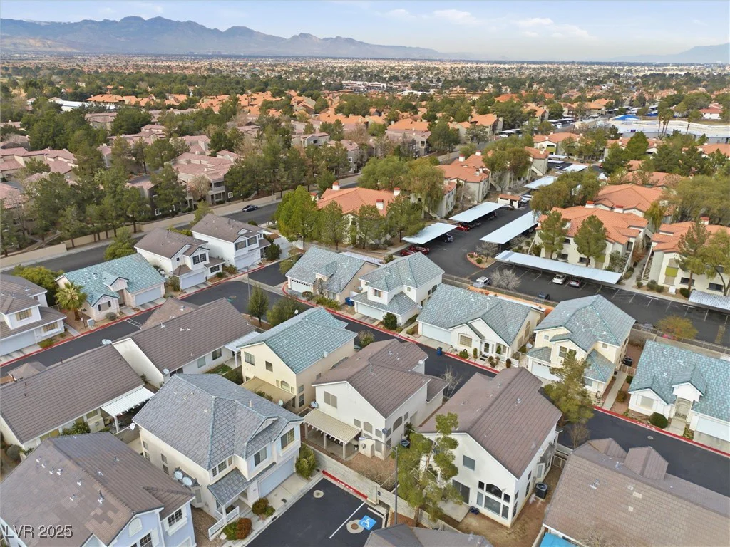 6675 Whistling Swan, Las Vegas, NV 89118