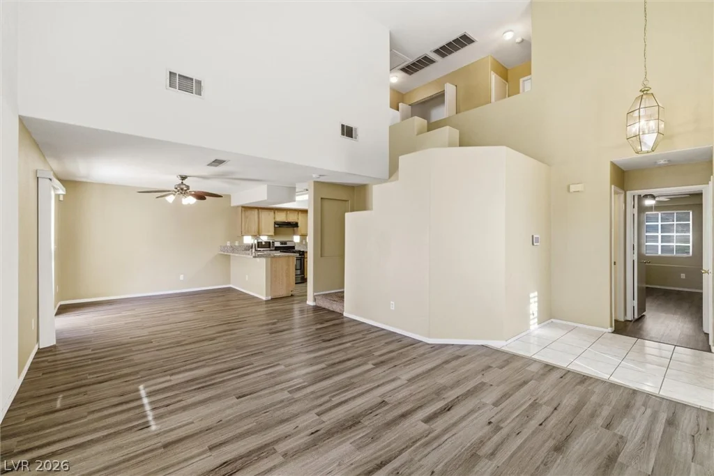 6675 Whistling Swan, Las Vegas, NV 89118