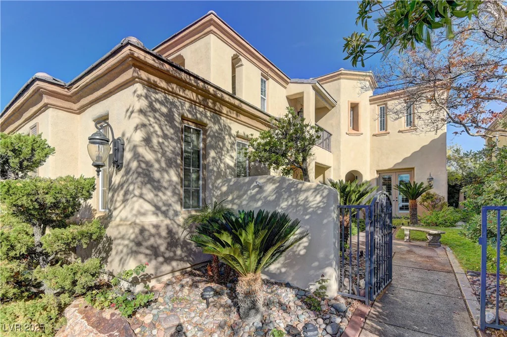 11310 Winter Cottage, Las Vegas, NV 89135