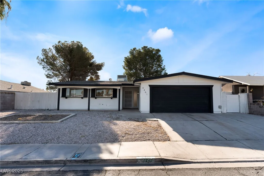4461 Bennett, Las Vegas, NV 89121