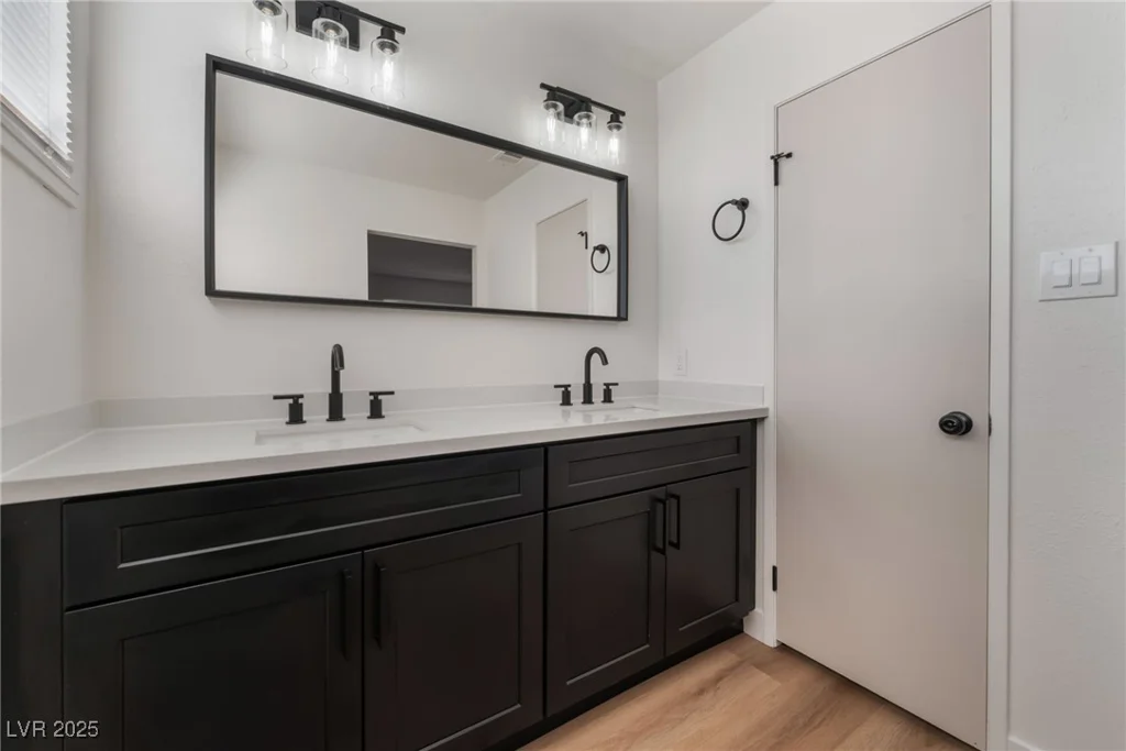 4461 Bennett, Las Vegas, NV 89121