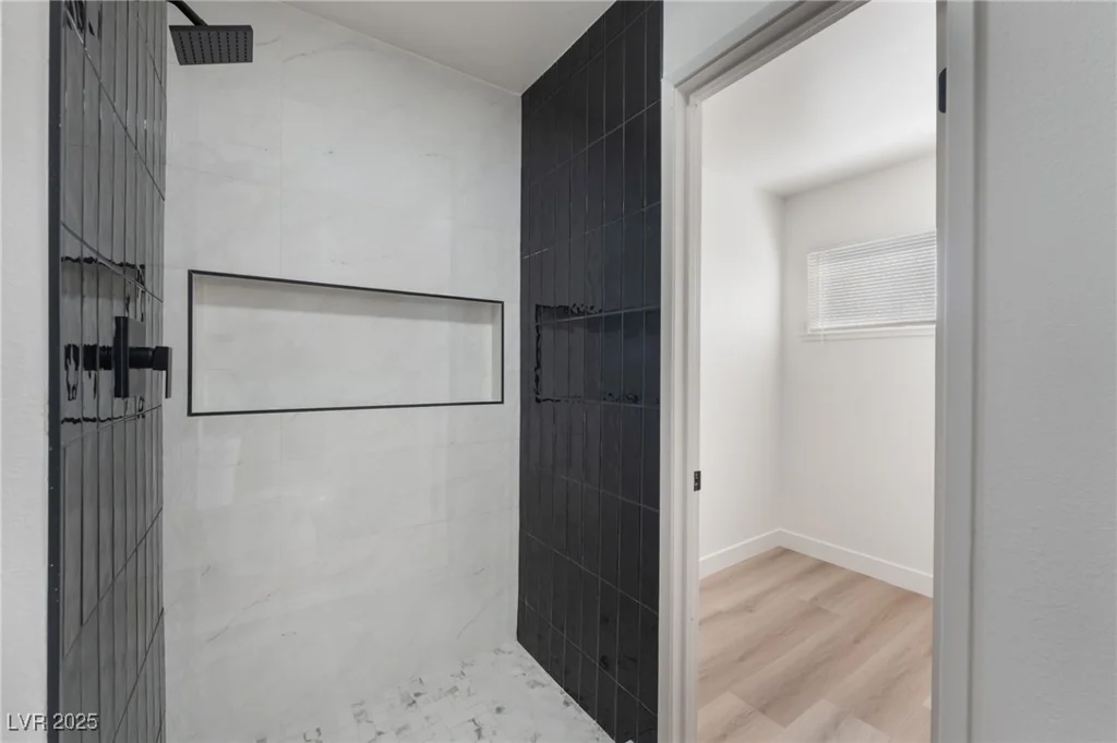 4461 Bennett, Las Vegas, NV 89121