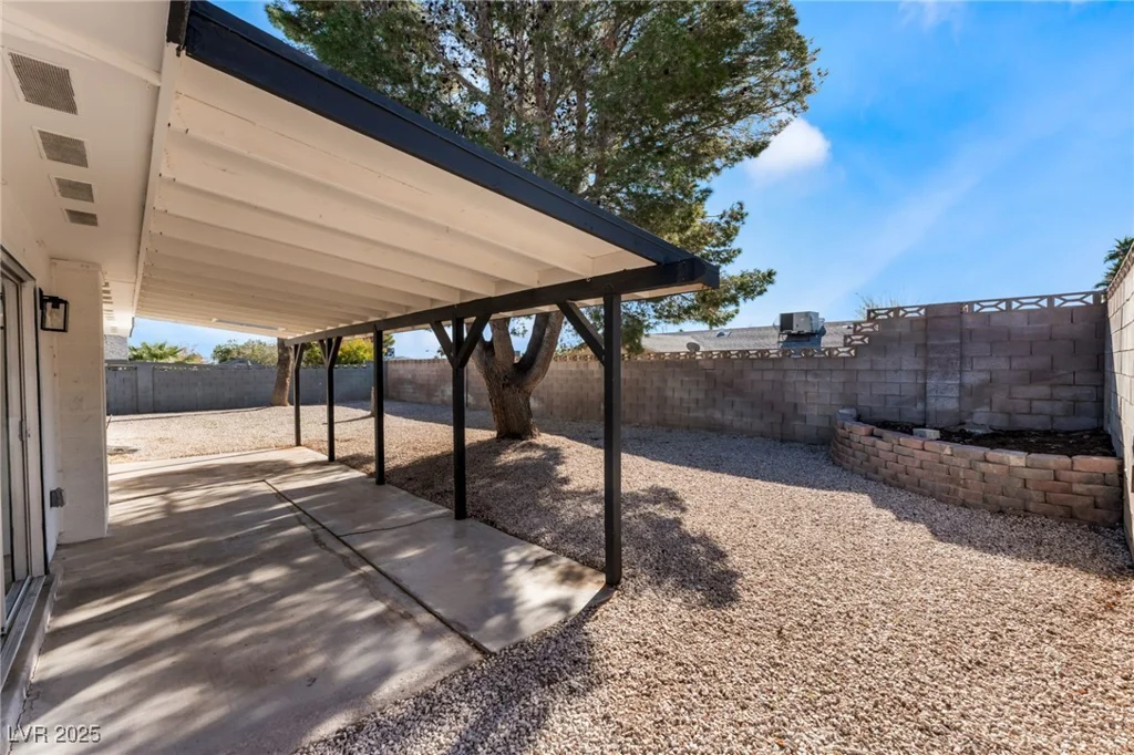 4461 Bennett, Las Vegas, NV 89121
