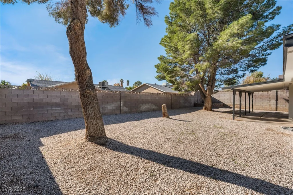 4461 Bennett, Las Vegas, NV 89121