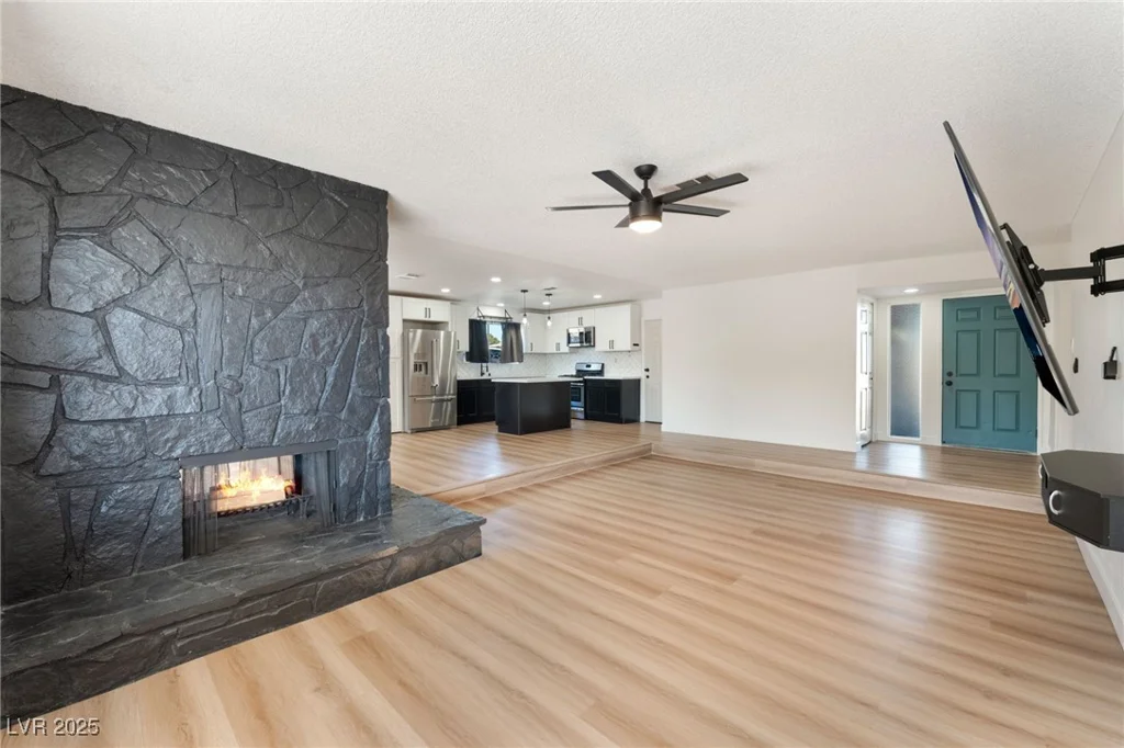 4461 Bennett, Las Vegas, NV 89121