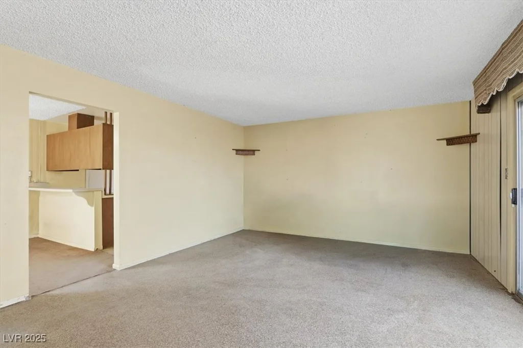 6332 Arlington, Las Vegas, NV 89107