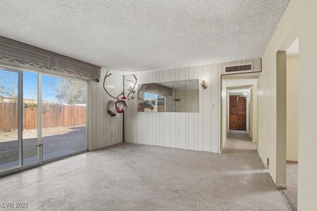 6332 Arlington, Las Vegas, NV 89107