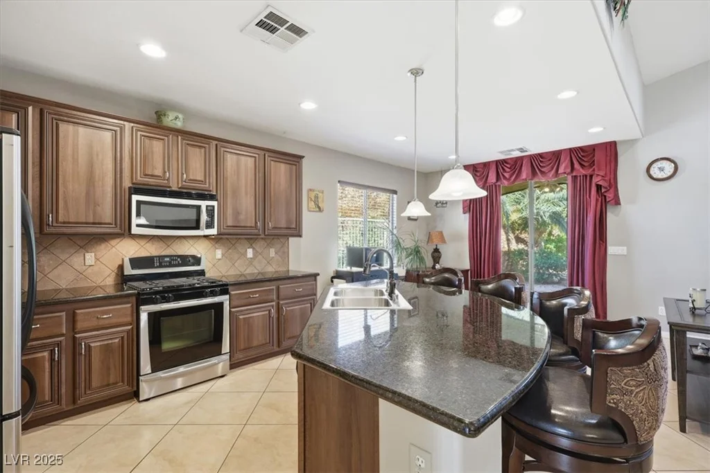 3736 Jasmine Heights, North Las Vegas, NV 89081