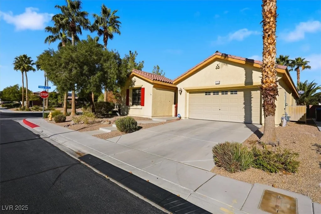 3736 Jasmine Heights, North Las Vegas, NV 89081