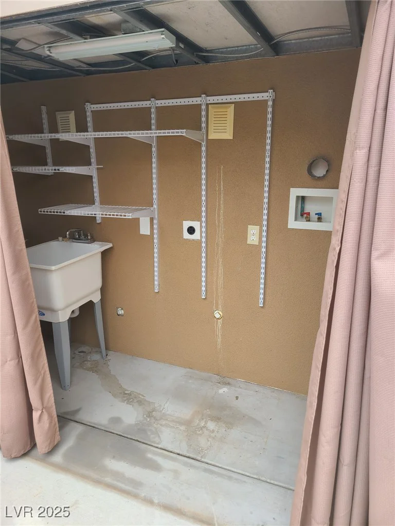 8175 Arville, Las Vegas, NV 89139